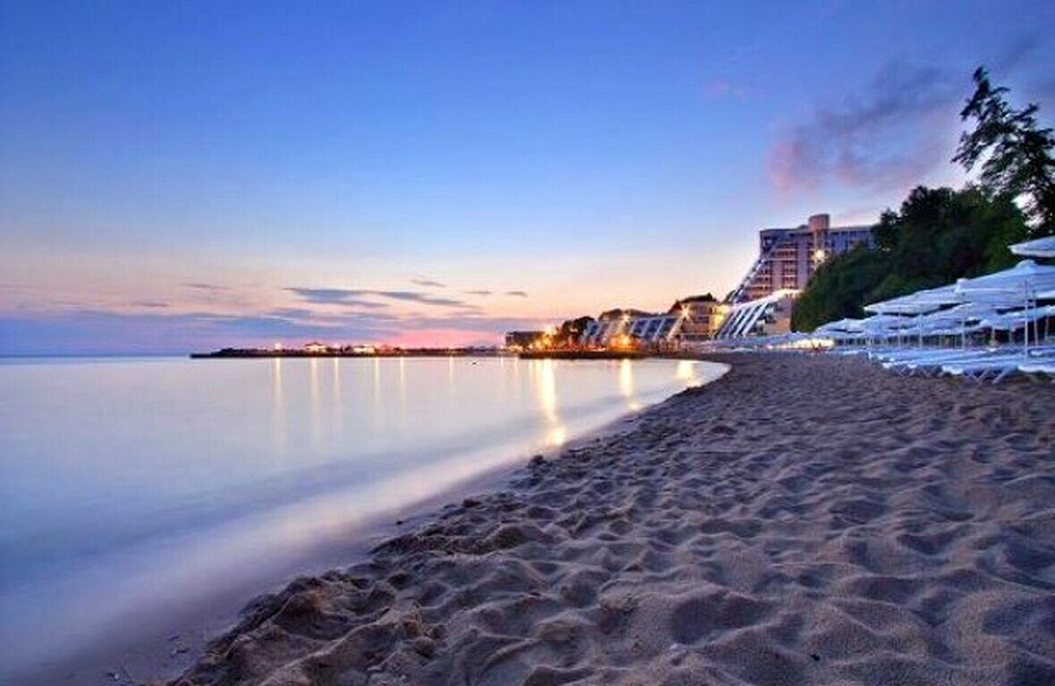 Св Константин и Елена Болгария