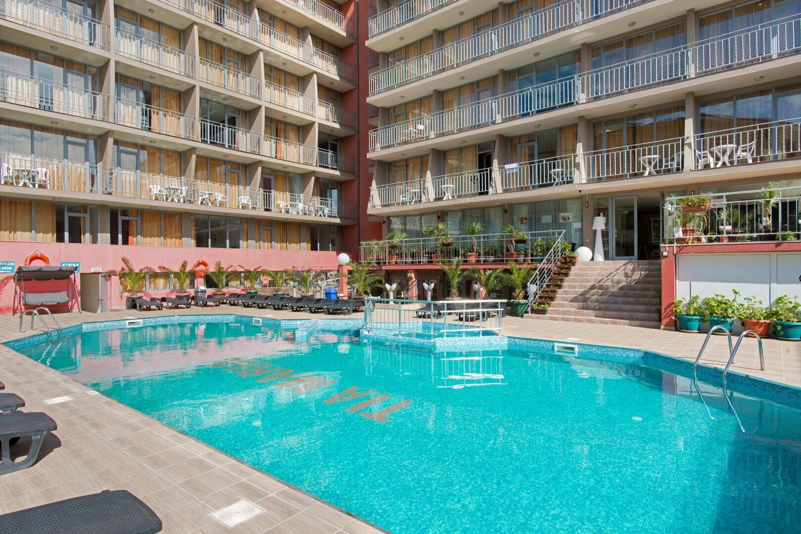 Тиа Мария Болгария Солнечный